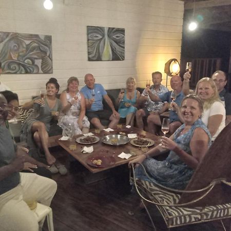 Villa F&B Bocas Town Exterior foto